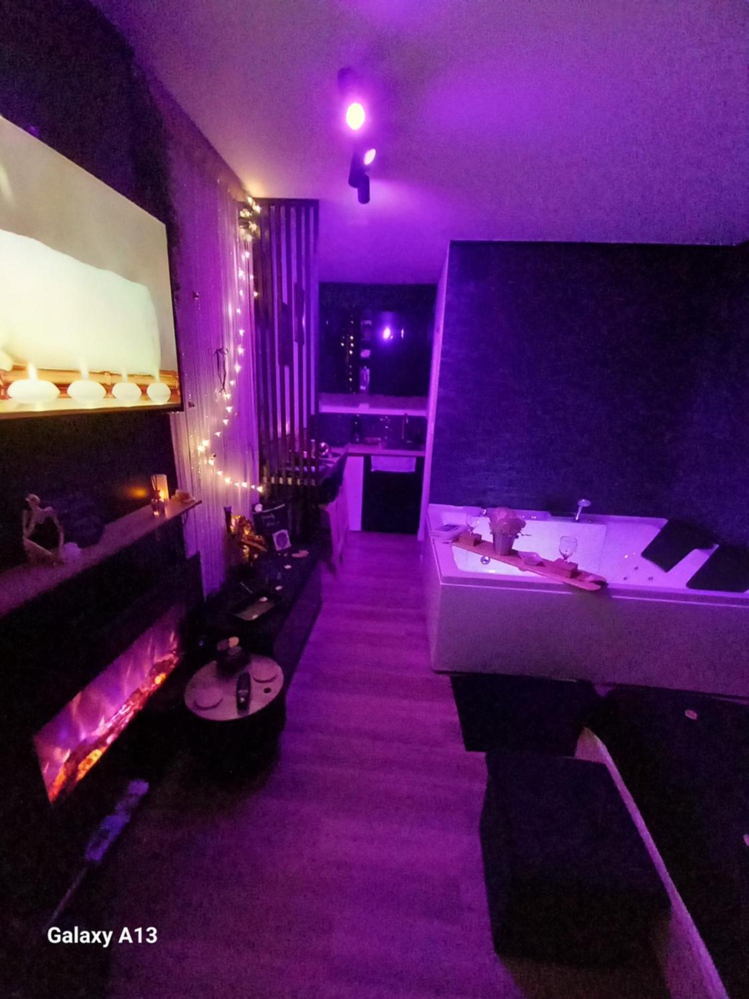 Heavenly Love Yvetot Room photo